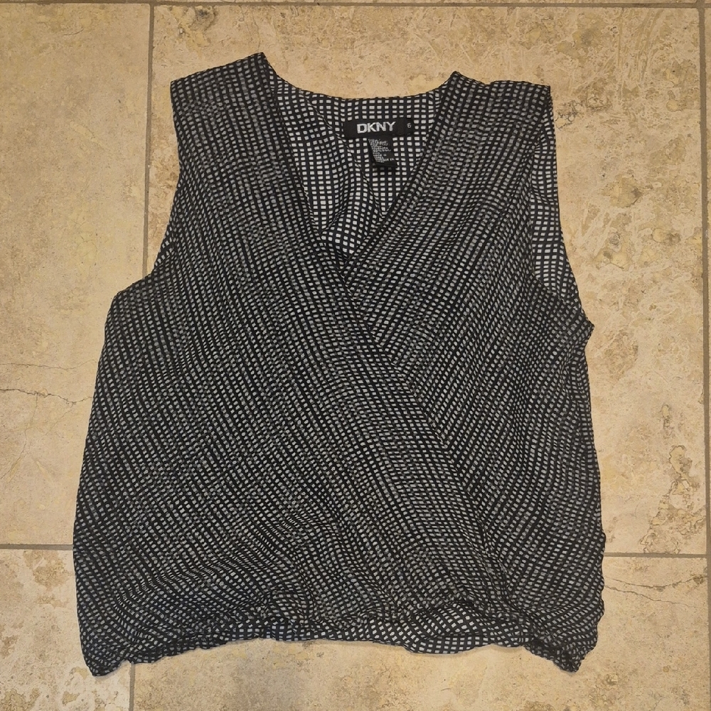 DKNY bubble Wrap Sleeveless Blouse 6 Black+white Checkered V-neck Tank Top Small